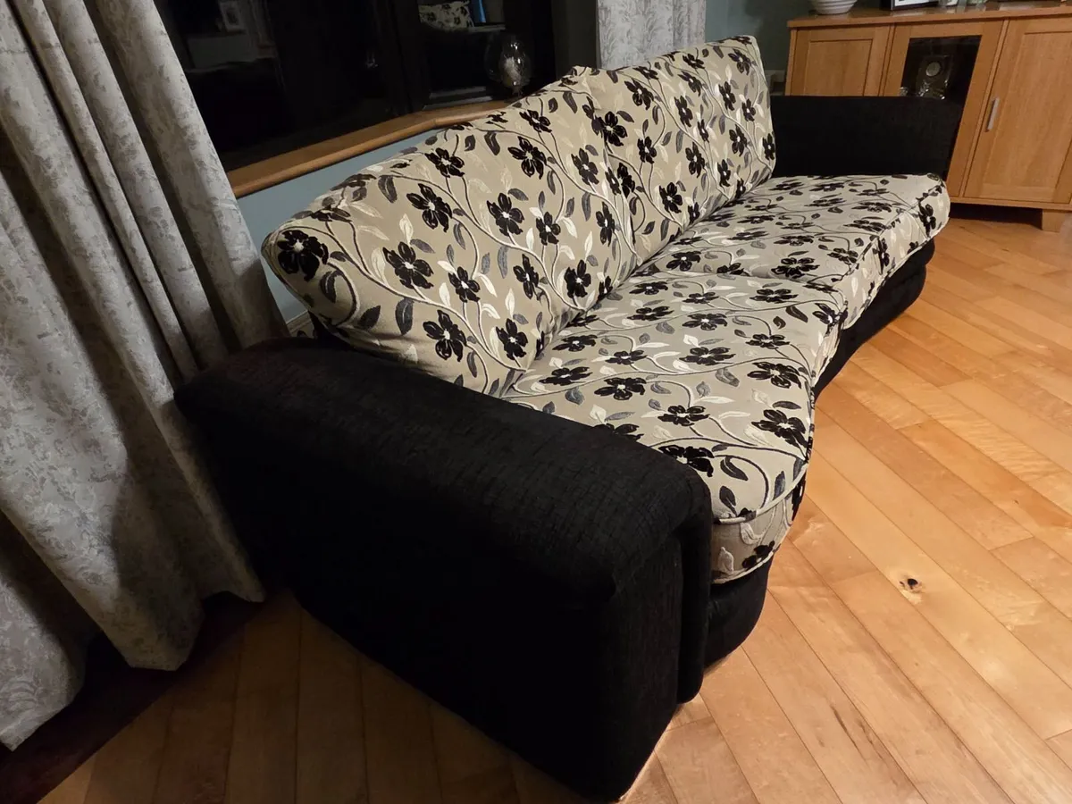 Couch - Image 3