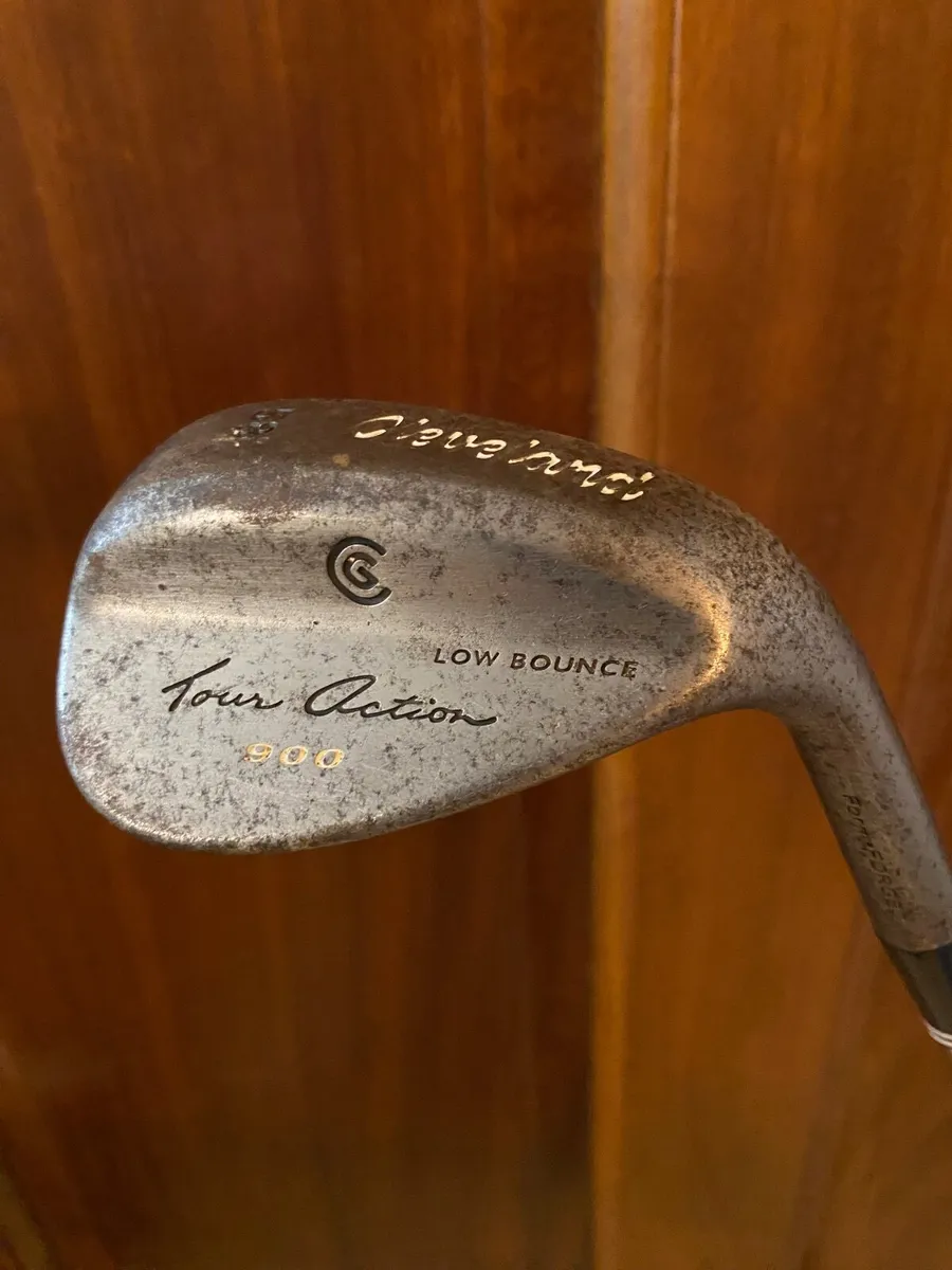 Cleveland 58 Degree Tour Action Wedge Raw Finish - Image 1