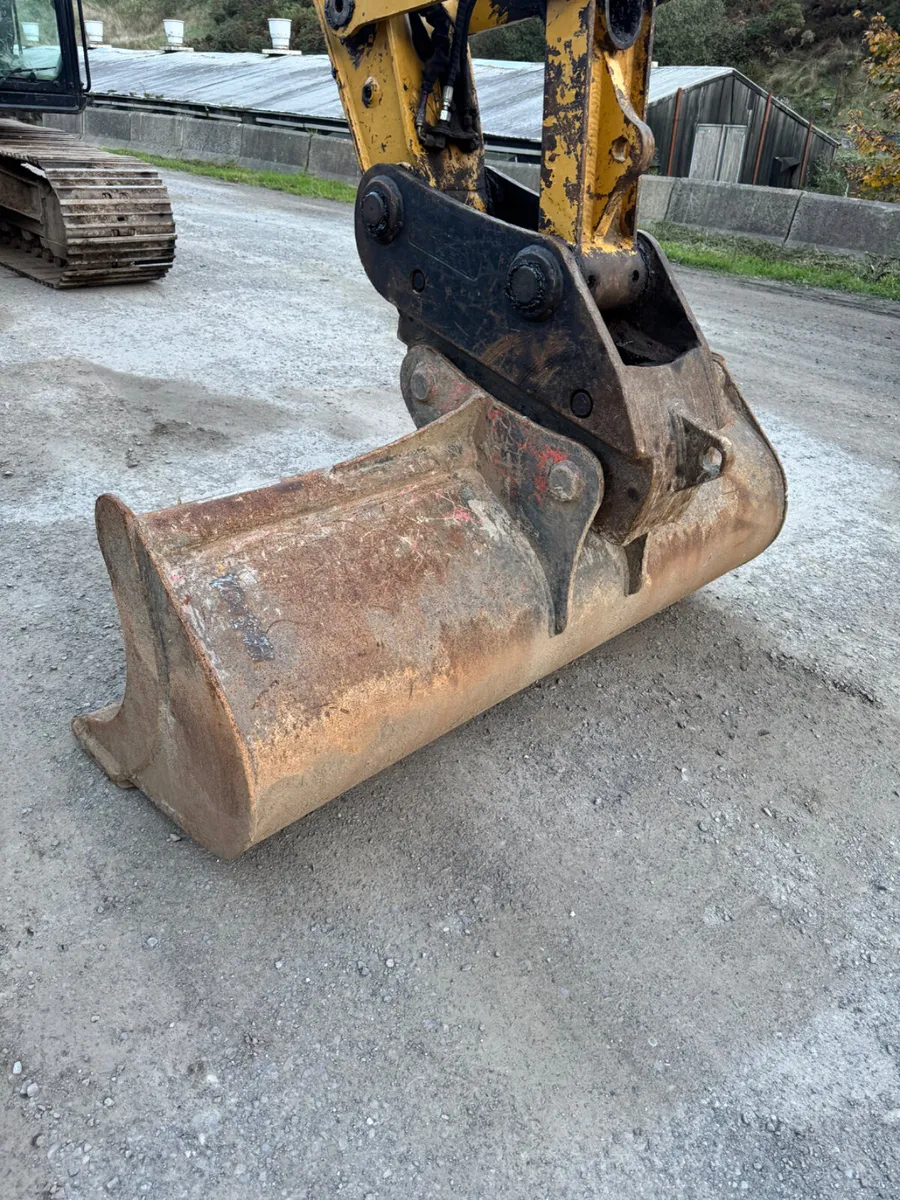 72” Grading Bucket 65mm pins - Image 3