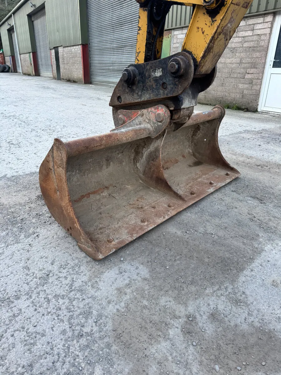 72” Grading Bucket 65mm pins - Image 1