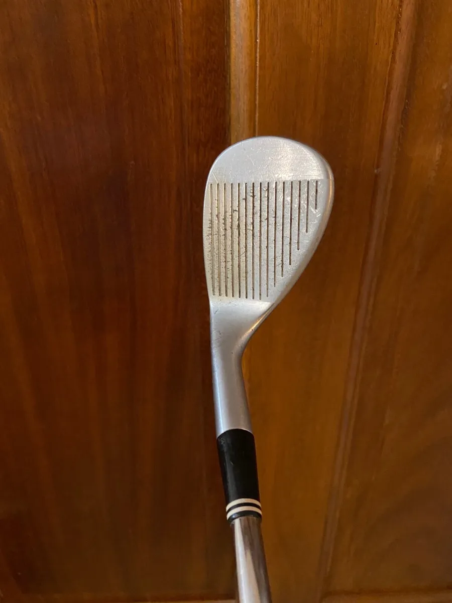 Cleveland CG 10 56 degree wedge 10 bounce - Image 3