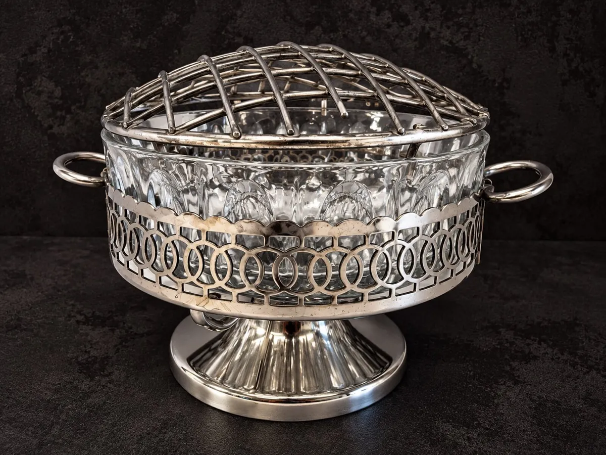 Vintage Glass Rose Bowl & Flower Arranger - Image 4