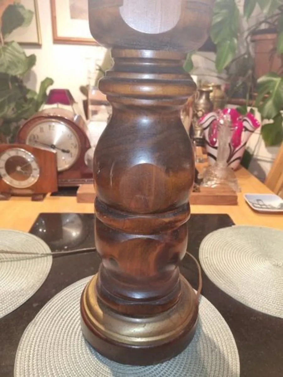 Large wooden American lamp - UL. - Image 2