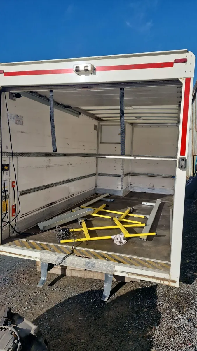 Container / truck body / garage - Image 3