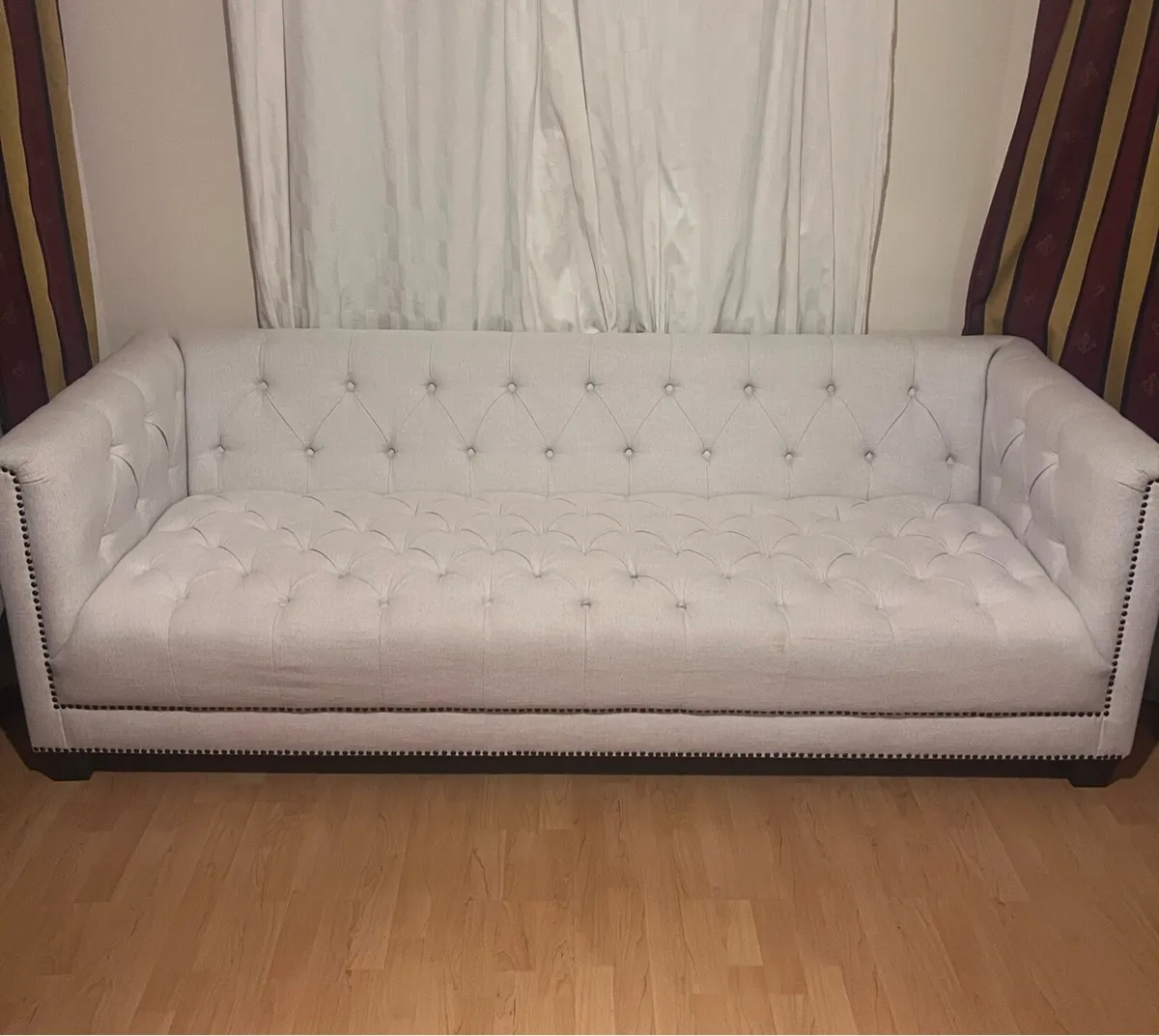 Modern chesterfield fabric 3-4 seater sofa - Image 1