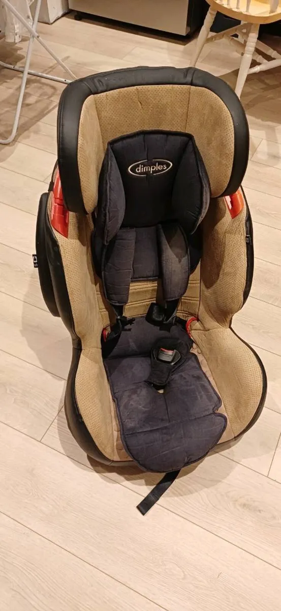 Child's Car Seat - Image 2