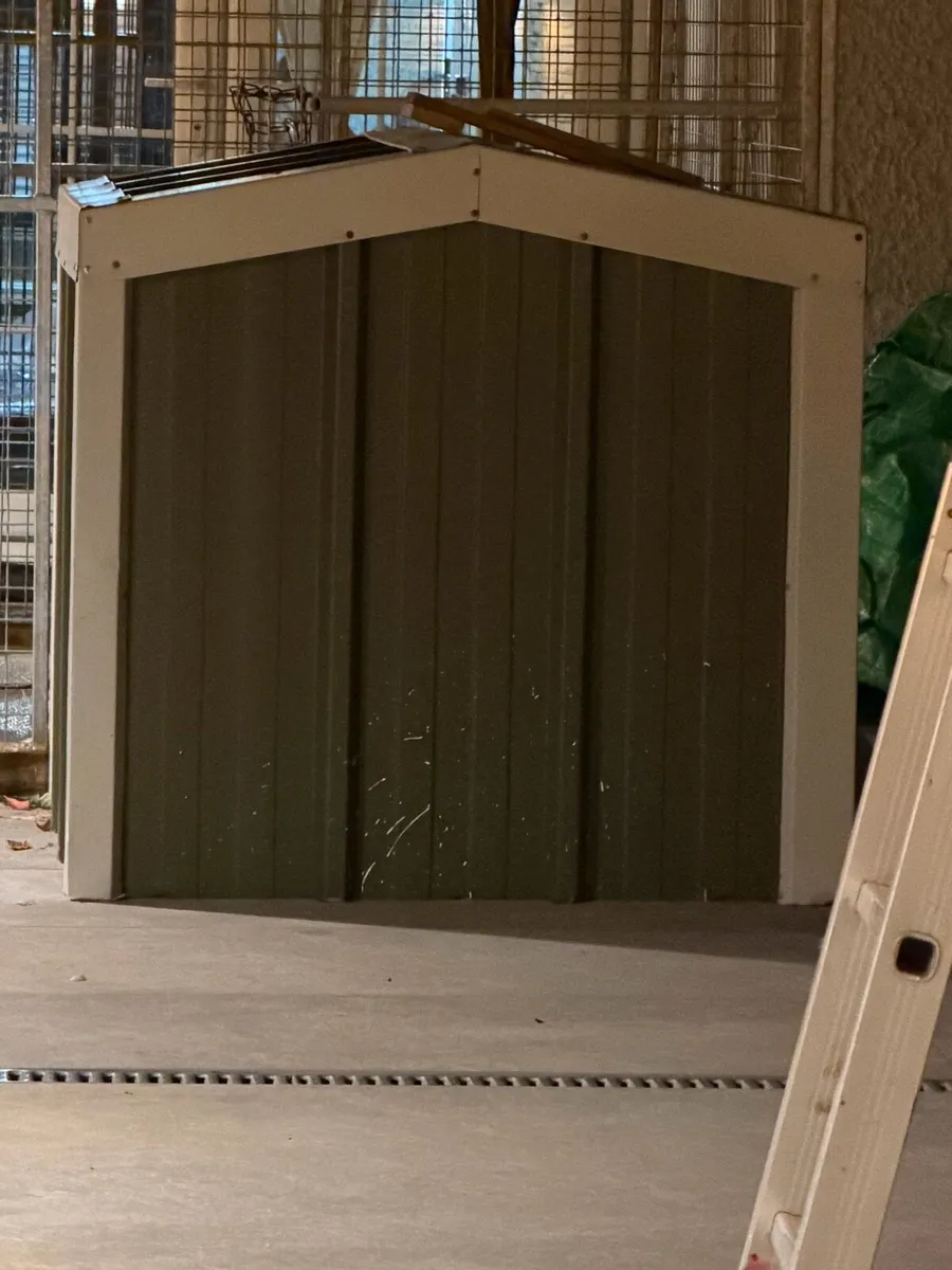 Dog Kennel - Image 1