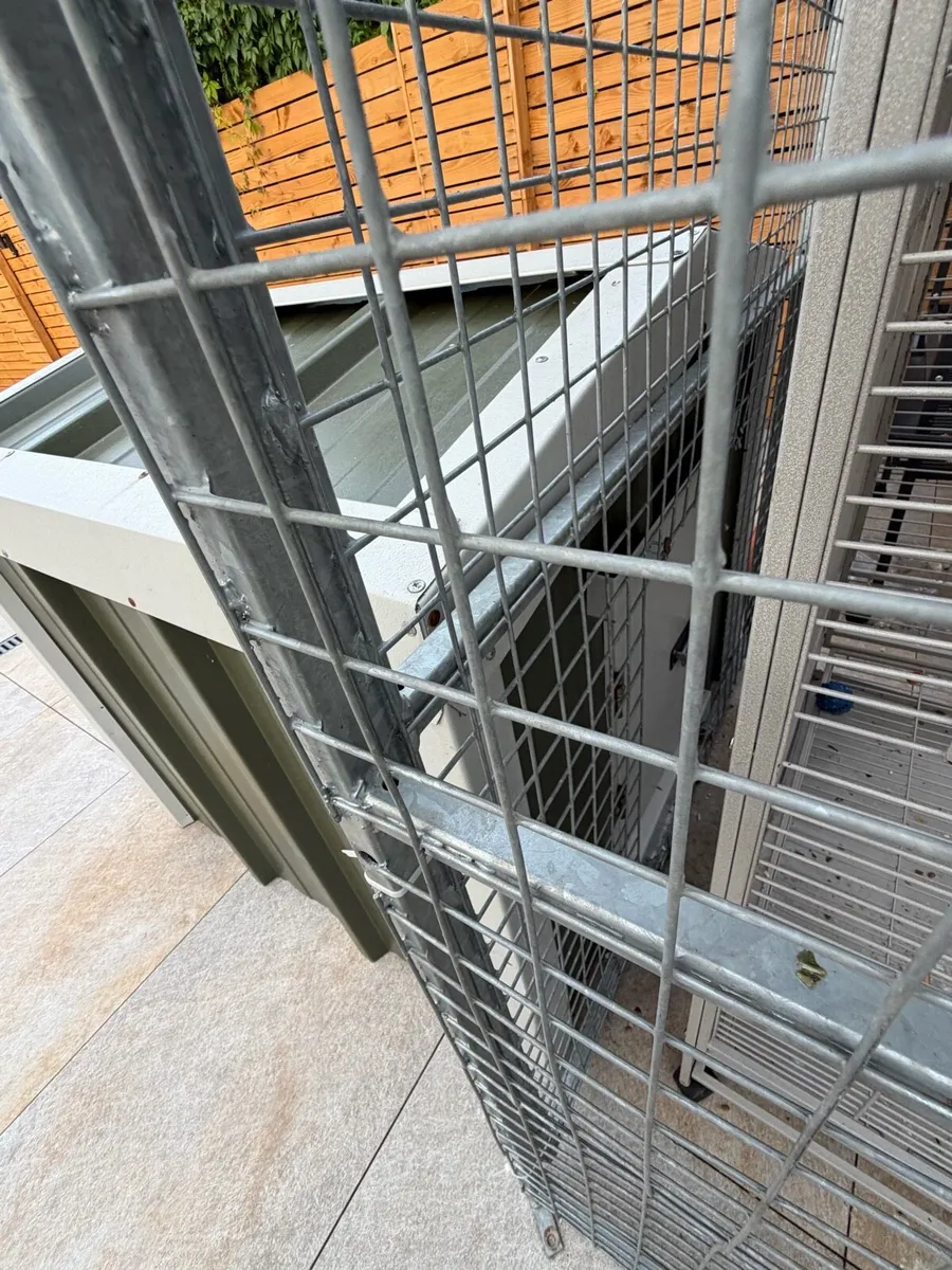 Dog Kennel - Image 2