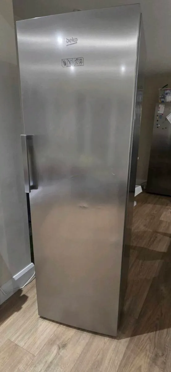 Beko Larder Fridge - Image 4