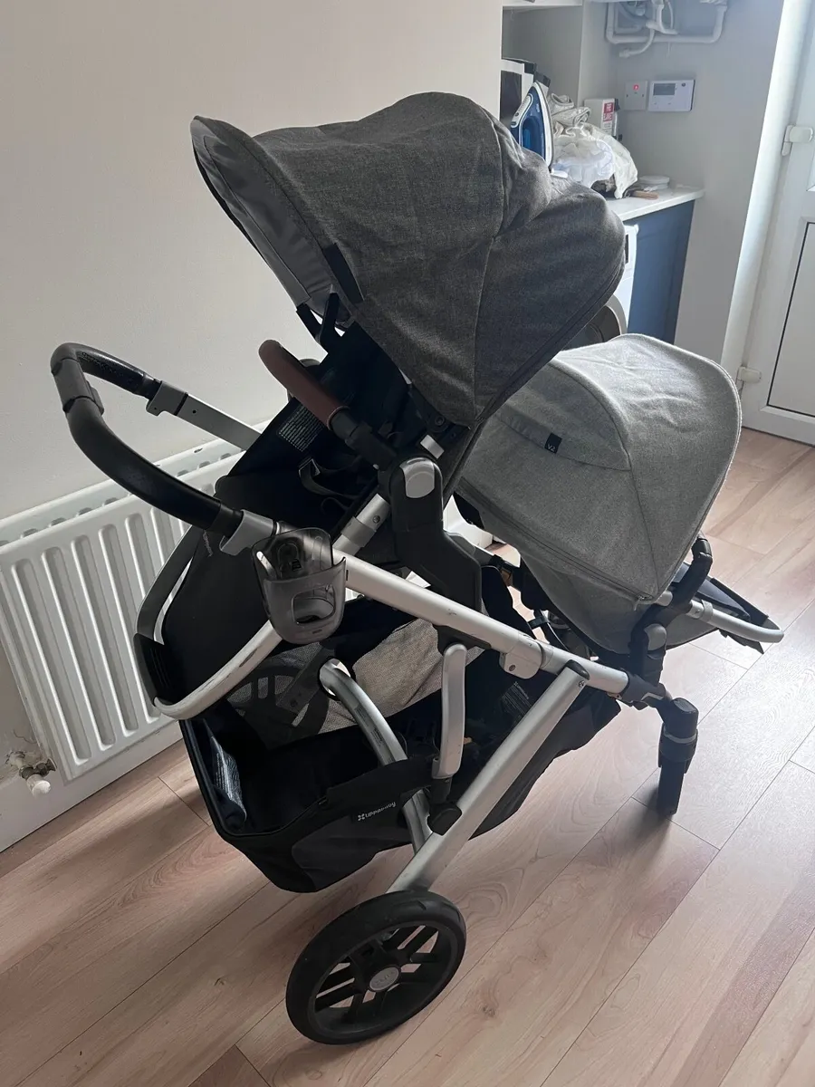 Uppababy Vista V2 Twin Buggy - Image 3