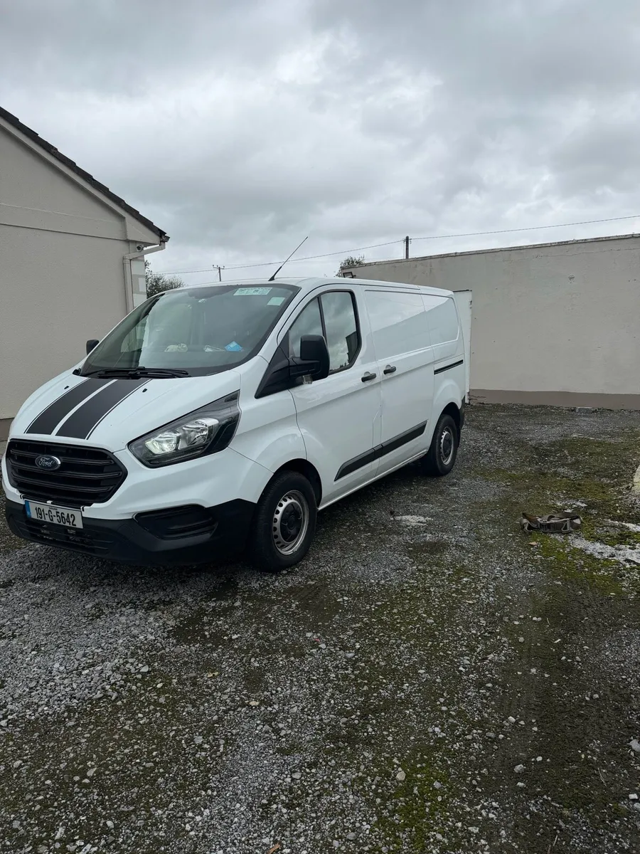 2019 Ford transit custom - Image 1