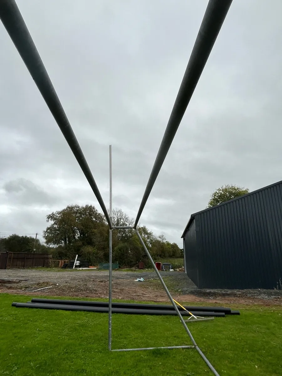 Hurling goals - Image 1