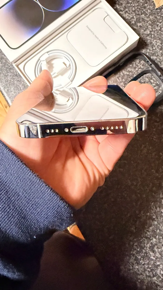 iPhone 14 Pro immaculate - Image 2