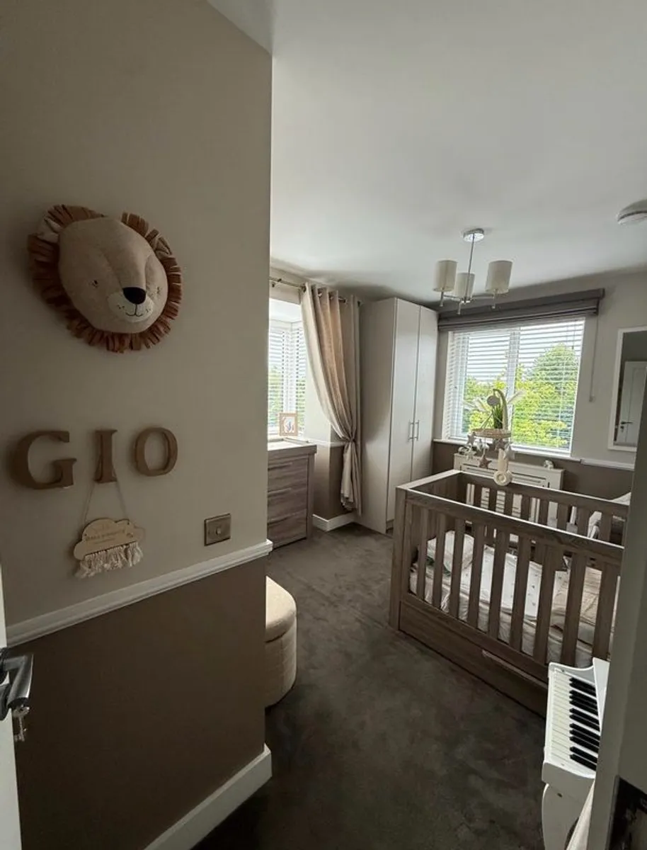 Cot bed - Image 1