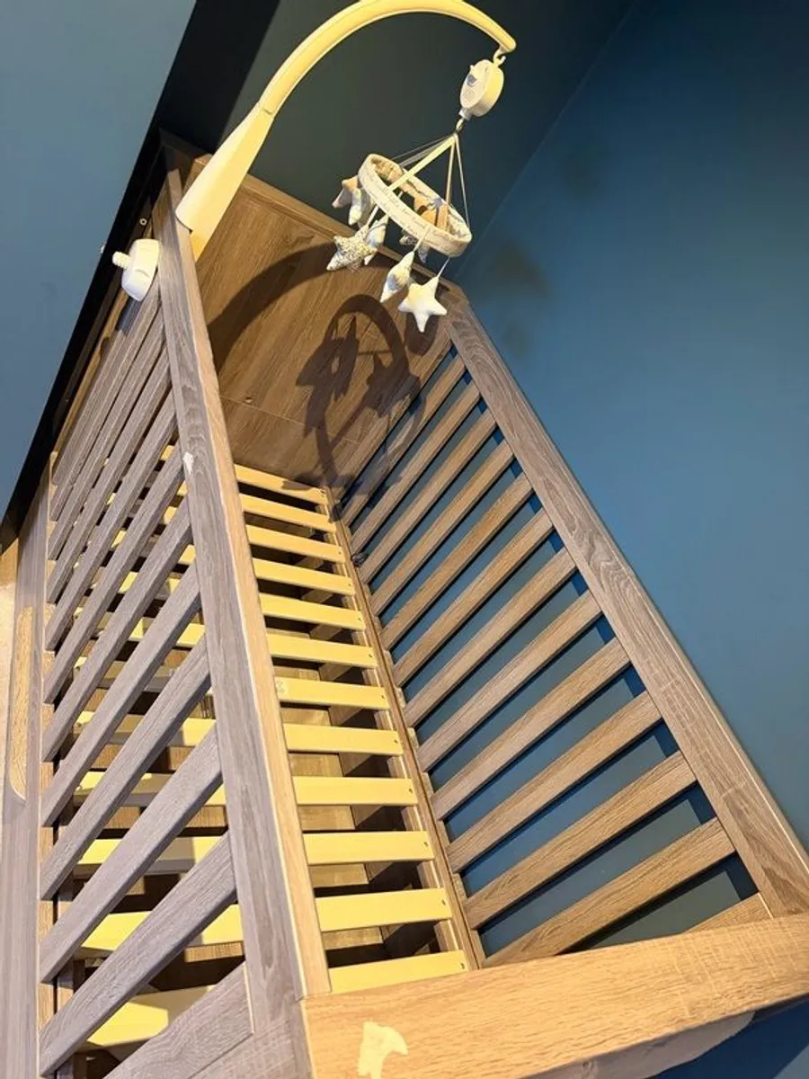 Cot bed - Image 2