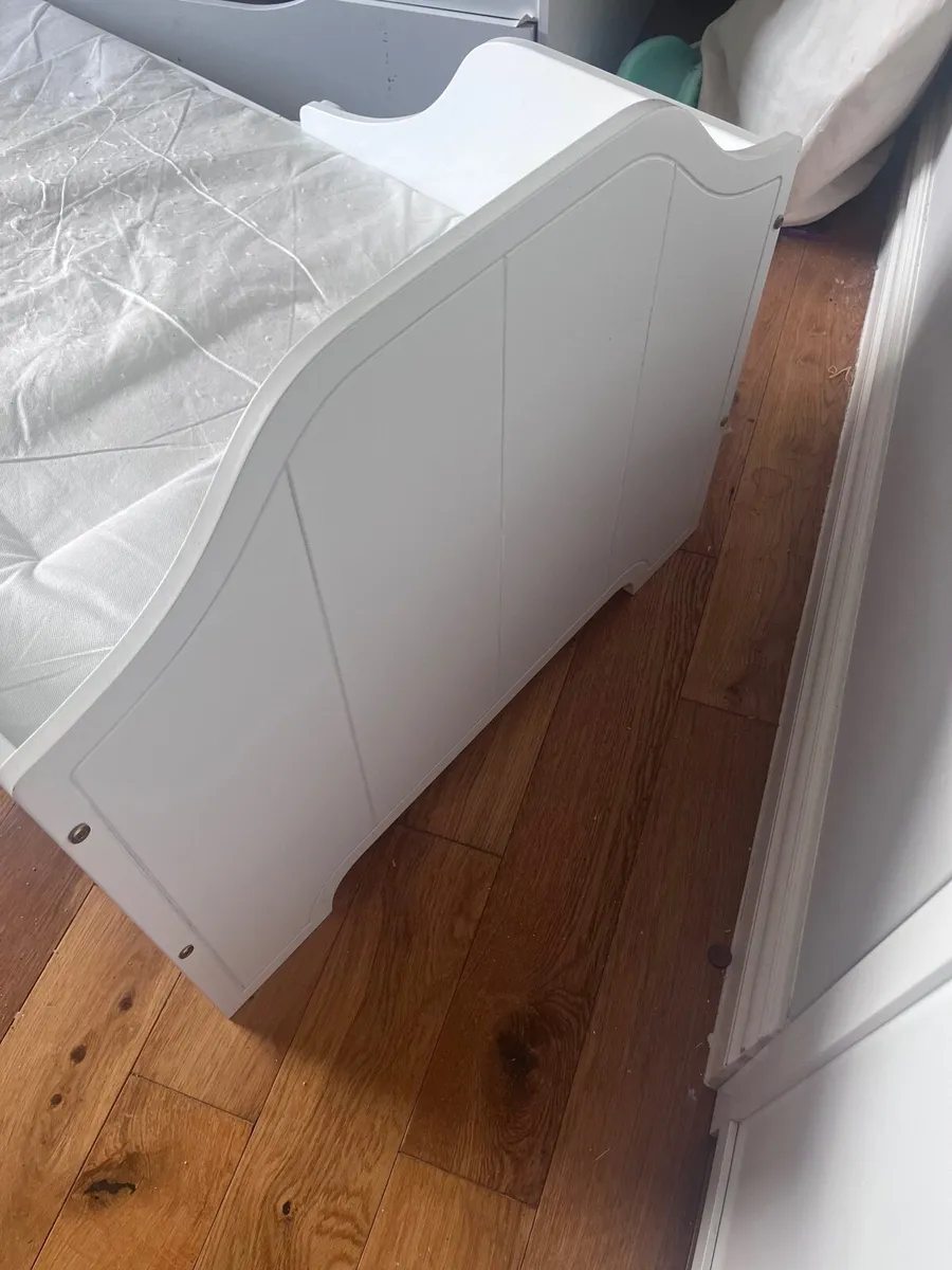 Toddler bed - Image 4