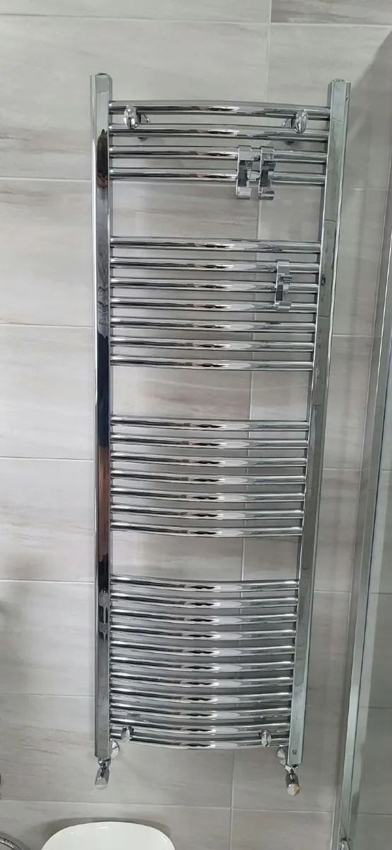 Aqualla Aromawell Chrome Heated Towel Rail