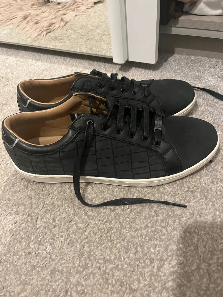 Shoes - Image 3