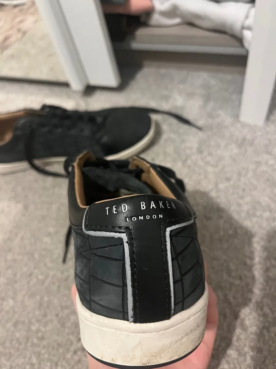 Shoes - Image 4