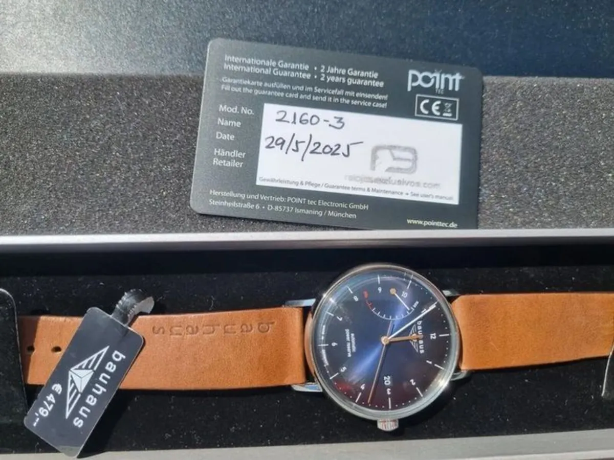 German automatic watch - Bauhaus Power Reserve - Image 2