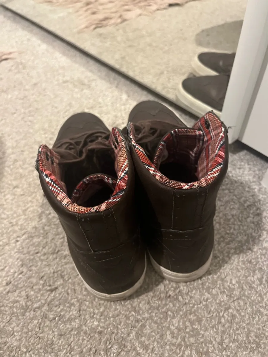 Shoes - Image 3