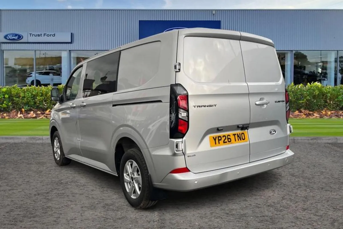 Ford Transit Custom 2.5 320 Duratec 11.8kWh Limite - Image 2
