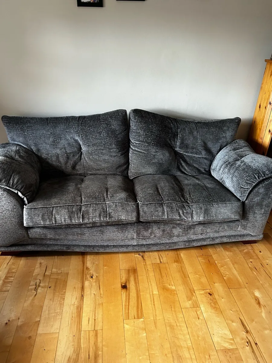 Couch - Image 1