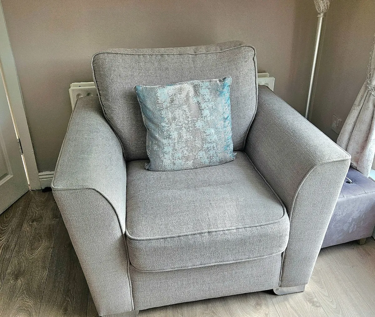 Sofa and 2 armchairs - Image 3