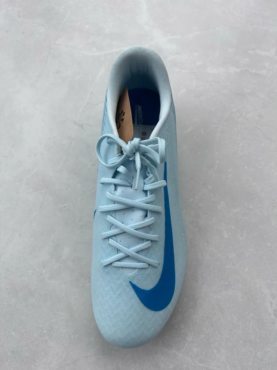Nike Football Boots - Image 3