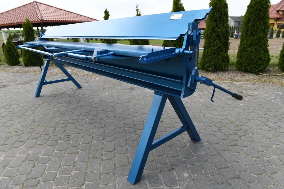 sheet metal folder strong 3m up to 1.2mm steel - Image 1