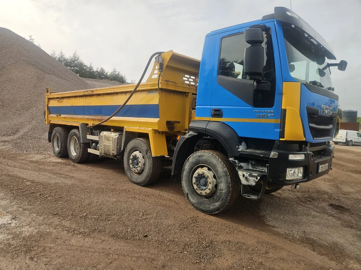 Iveco Trakker 410 Tipper - Image 3