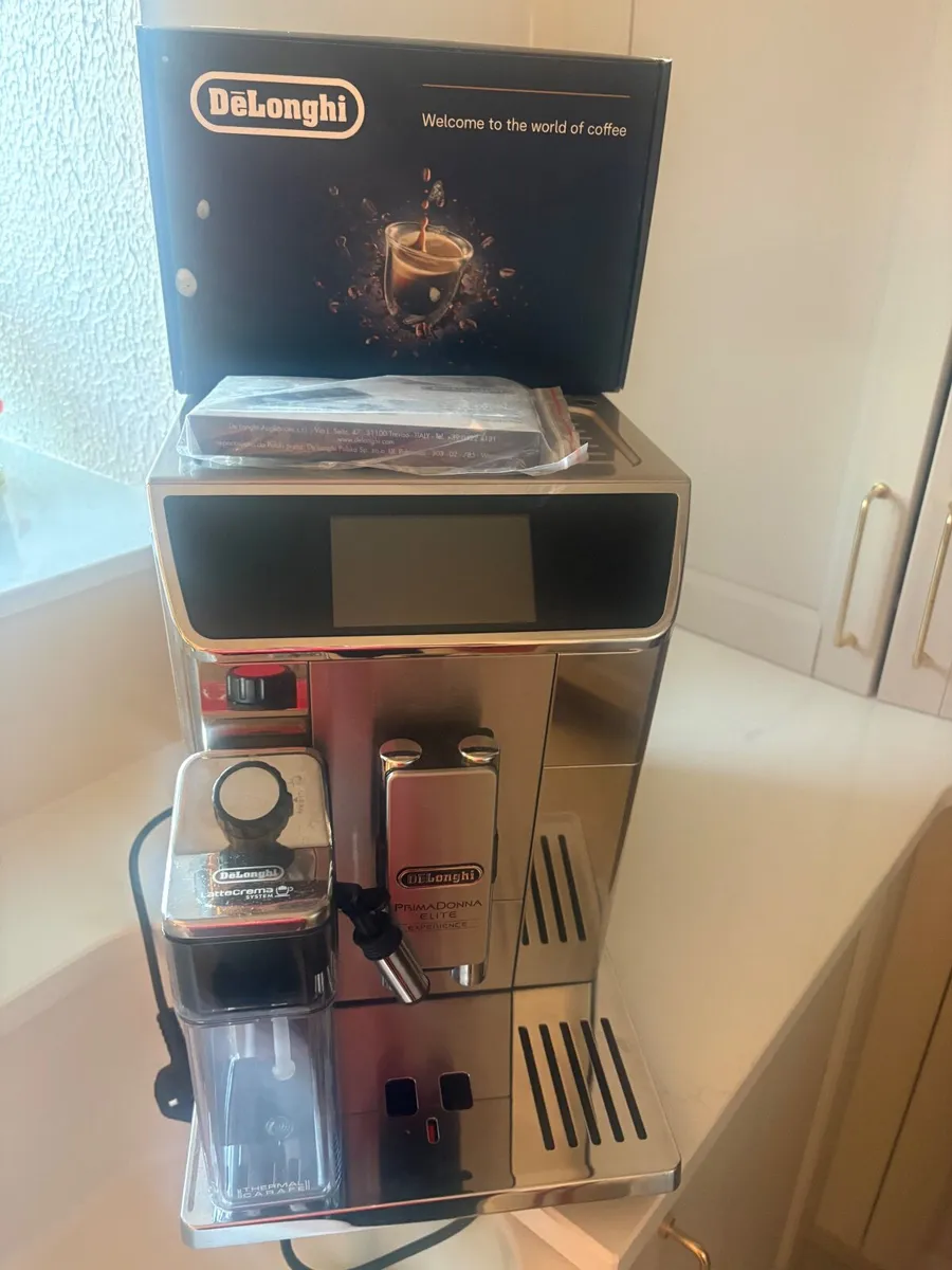 Coffee machine - Image 1