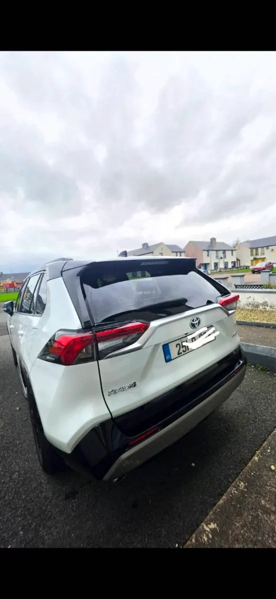 2025 TOYOTA RAV4 TAXI FOR RENT €400 PW - Image 3
