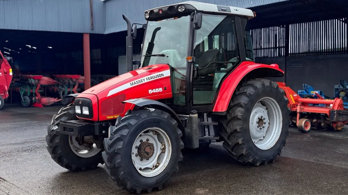 2006 Massey Ferguson 5455 - Image 1