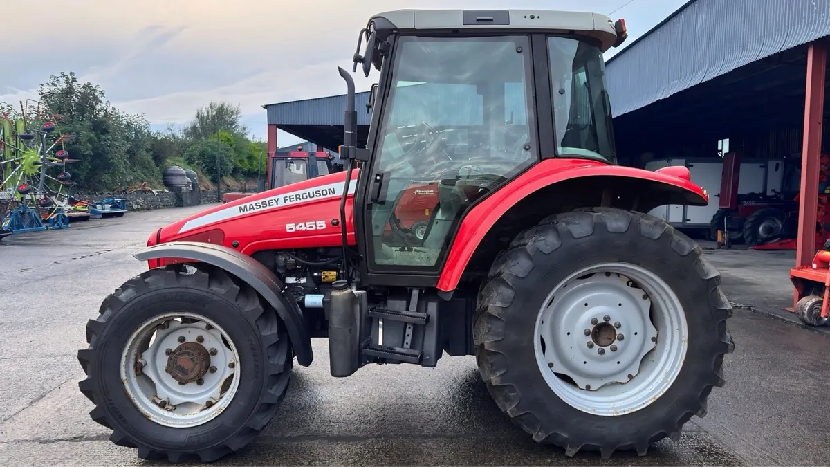 2006 Massey Ferguson 5455 - Image 4