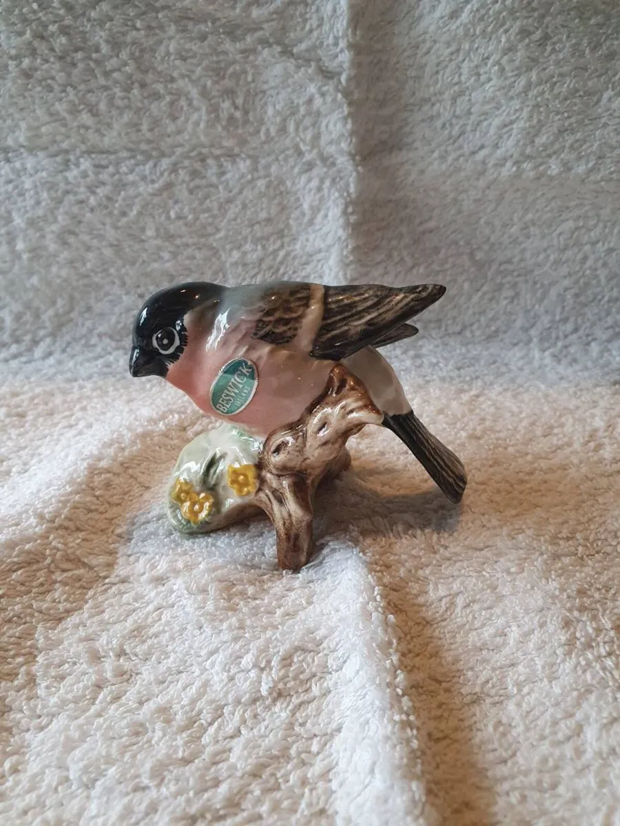 Vintage Beswick Bullfinch Bird Figurine - Image 1