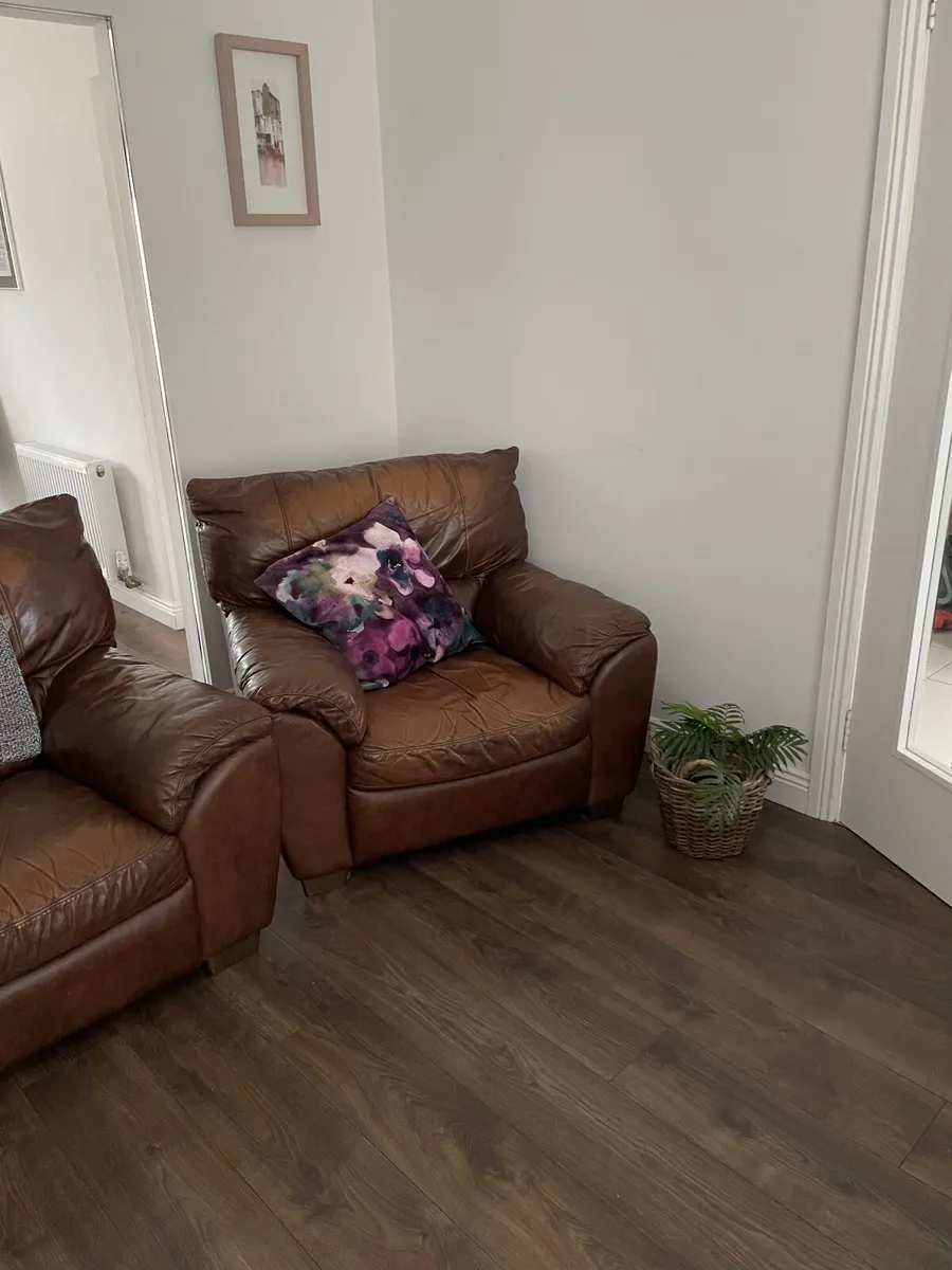 Sofa & chair - Image 2
