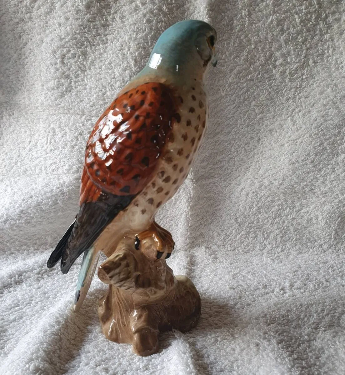 Vintage Beswick Kestrel Figurine - Image 4