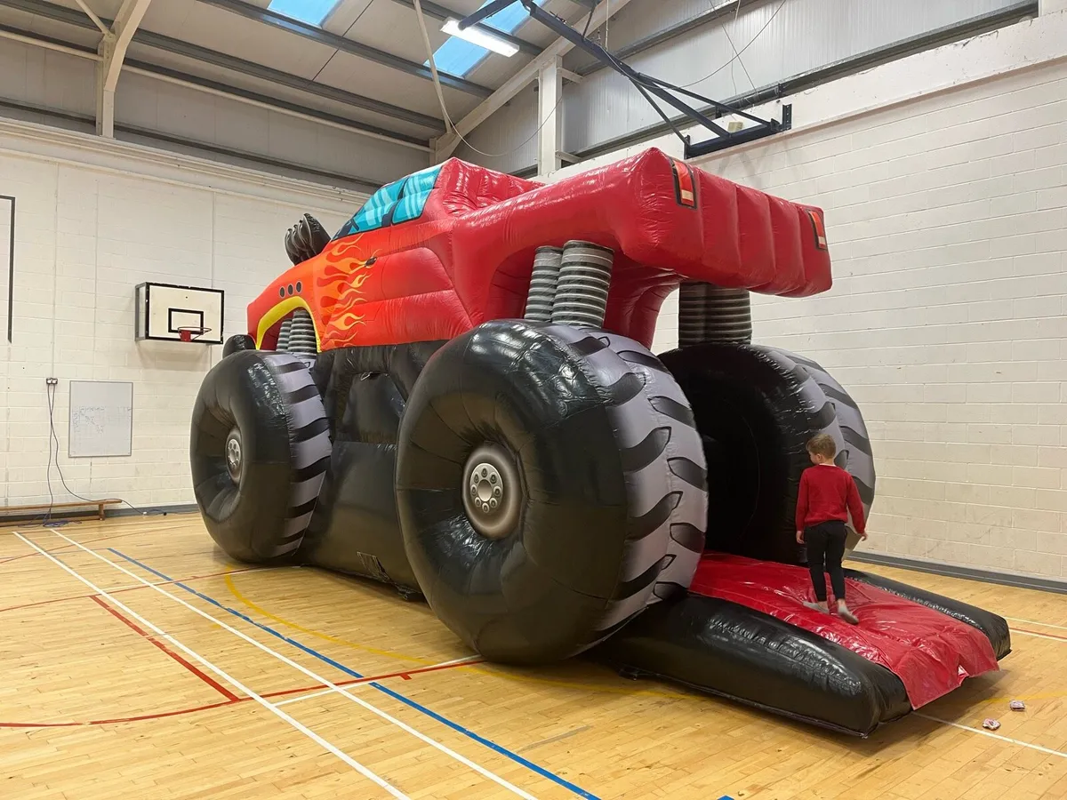 Airquee monster truck obstacle course - Image 2