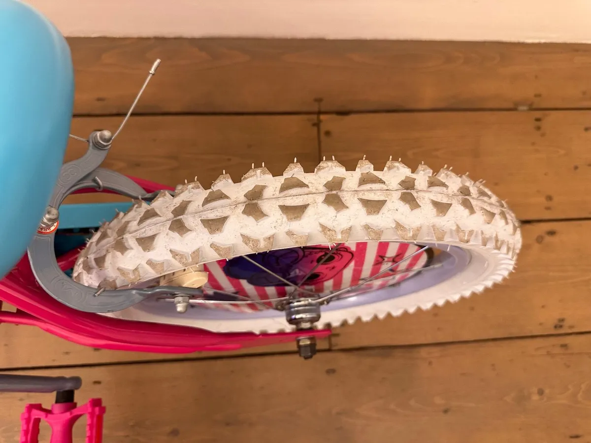 Lol doll 16 inch Bike - Image 4