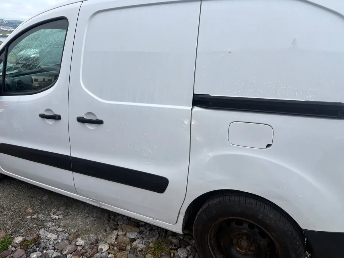 Citroen Berlingo 2018 LOW LOW Kn's - Image 2