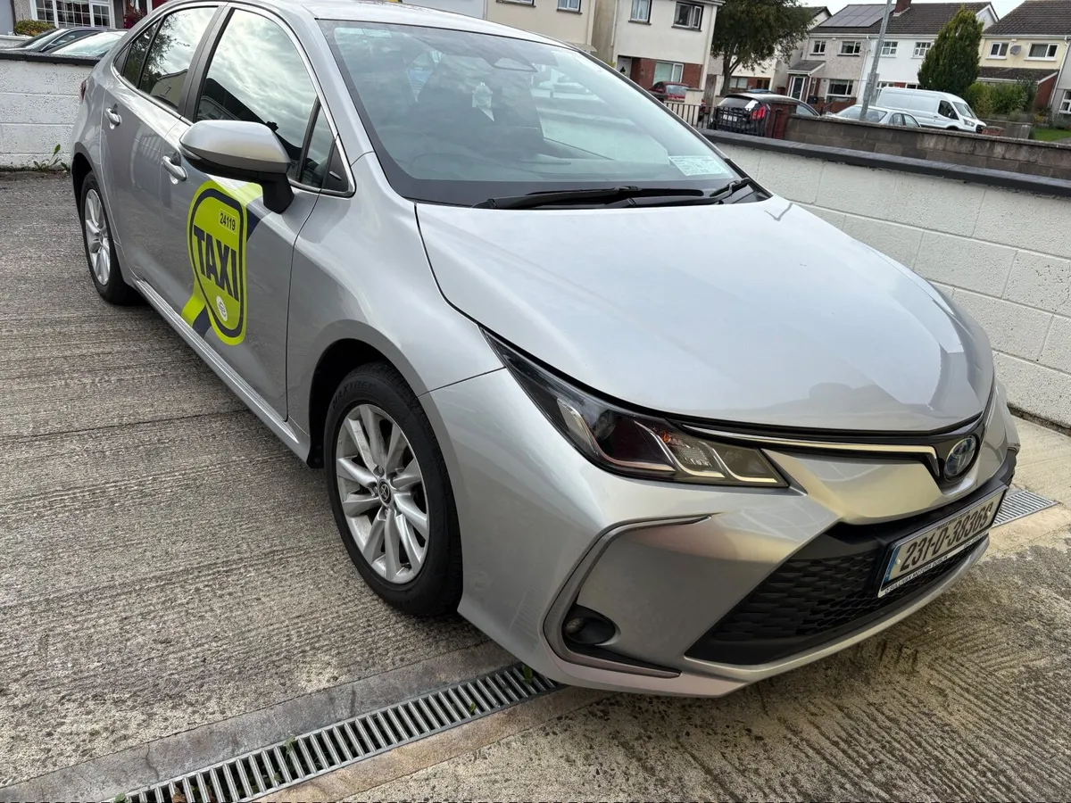 Taxi to rent - Image 4