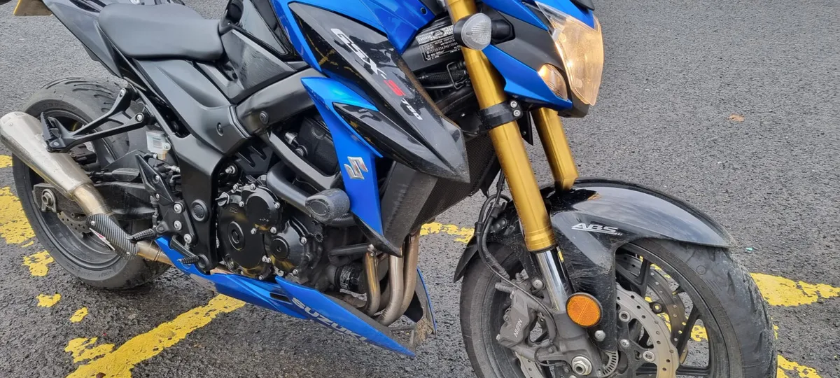 Suzuki GSX-S750 - Image 4