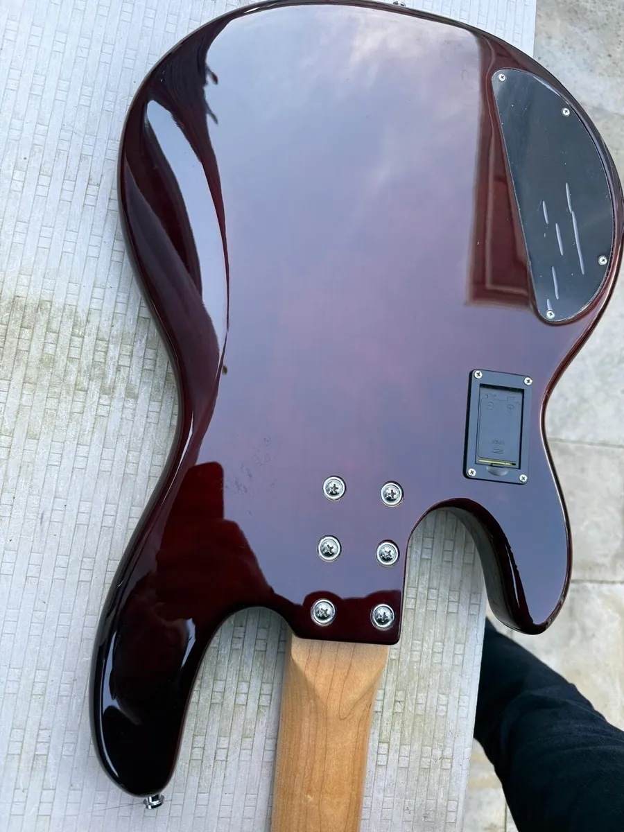 Harley Benton SB Deluxe Series Bass Guitar - Image 3