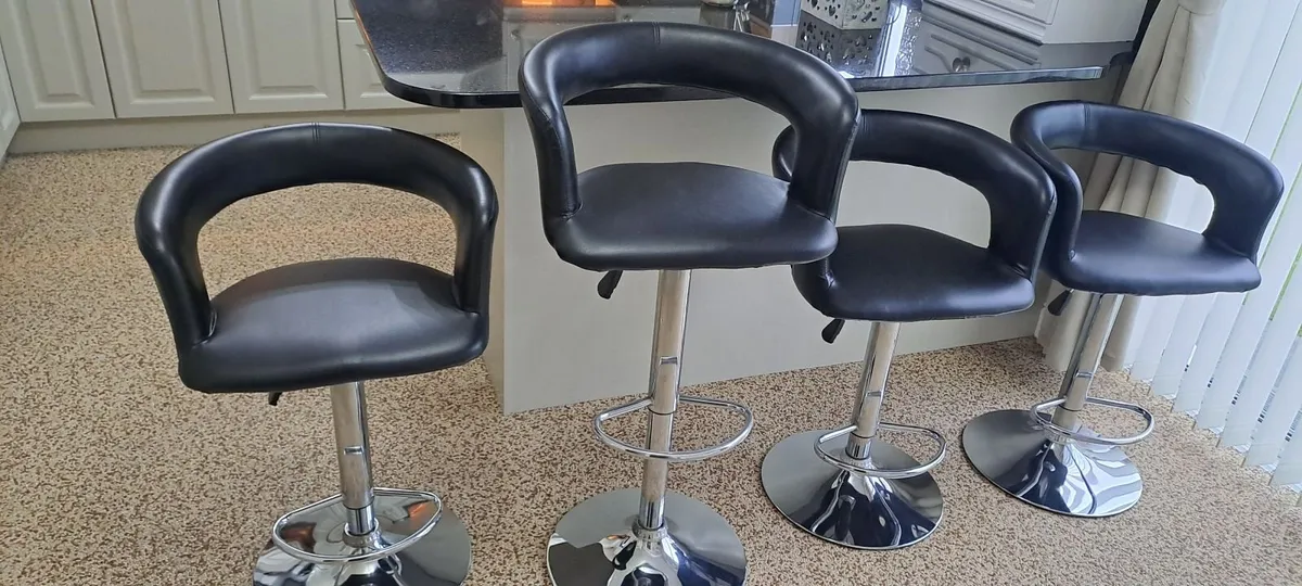 Kitchen Bar Stools - Image 2
