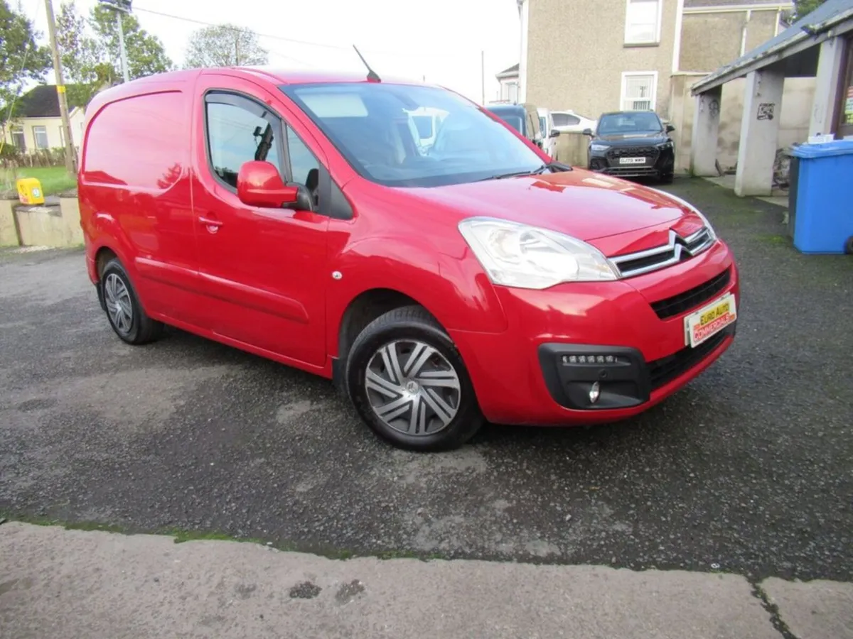 1.6 BlueHDi 625 LX Panel Van 5dr Diesel ETG6 L1 (1 - Image 1