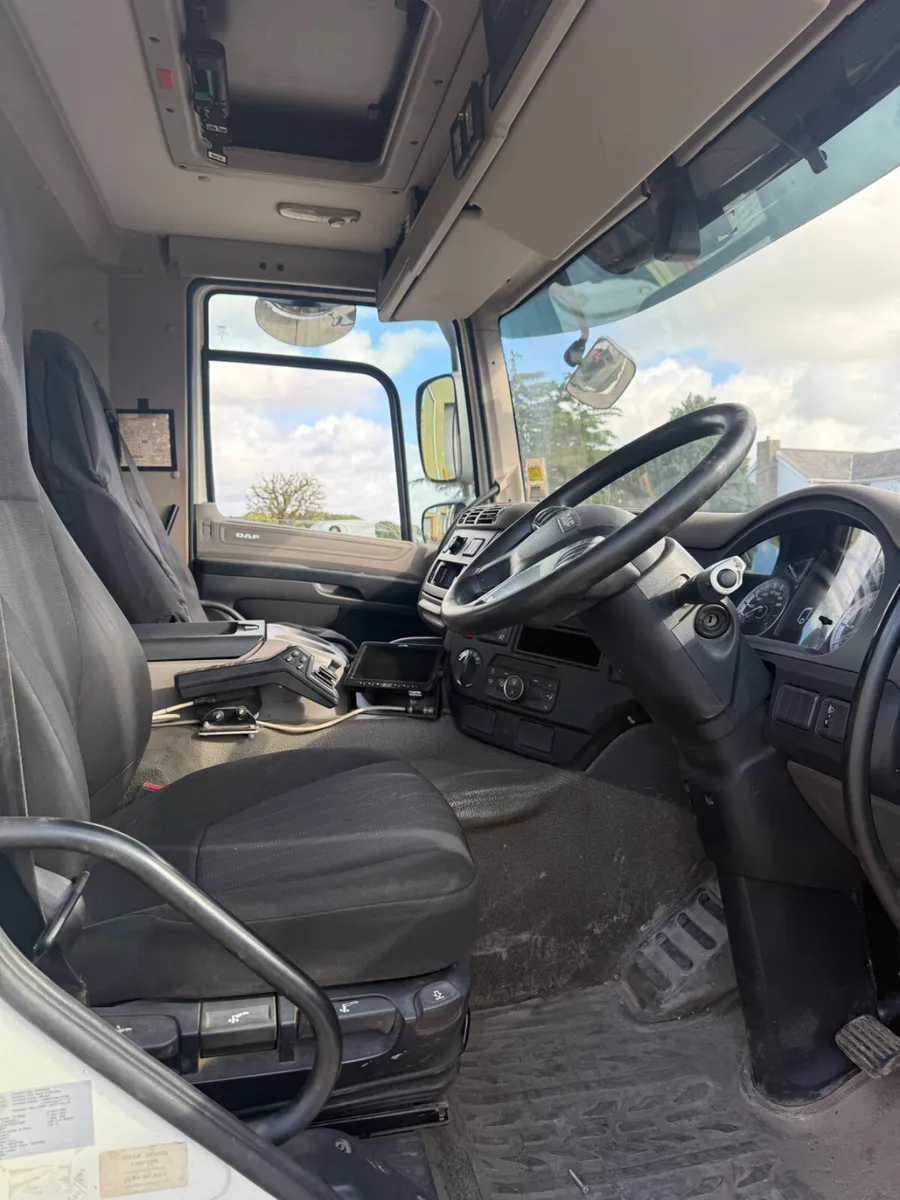DAF CF HOOKLOADER  ( 2019 ) - Image 4