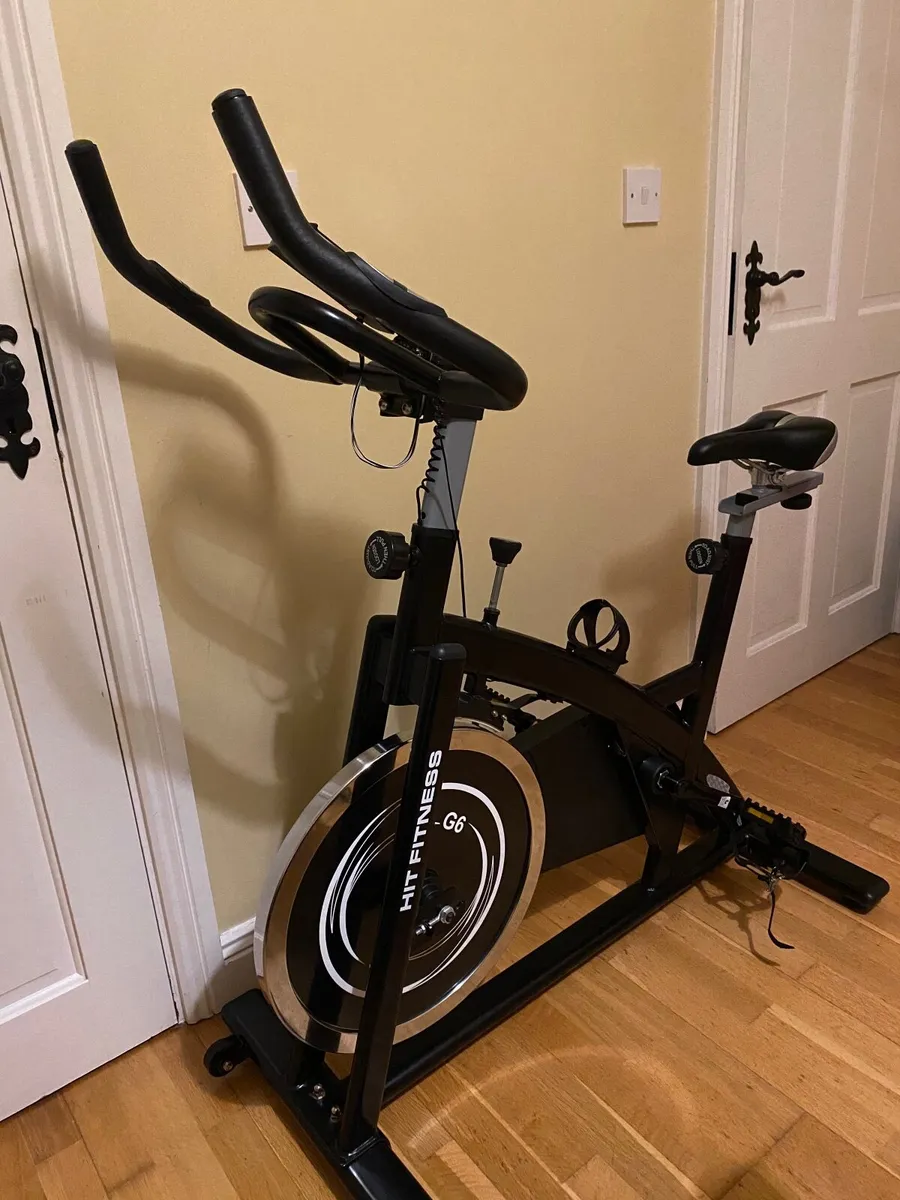 HIT FITNESS exercise bike - Image 1