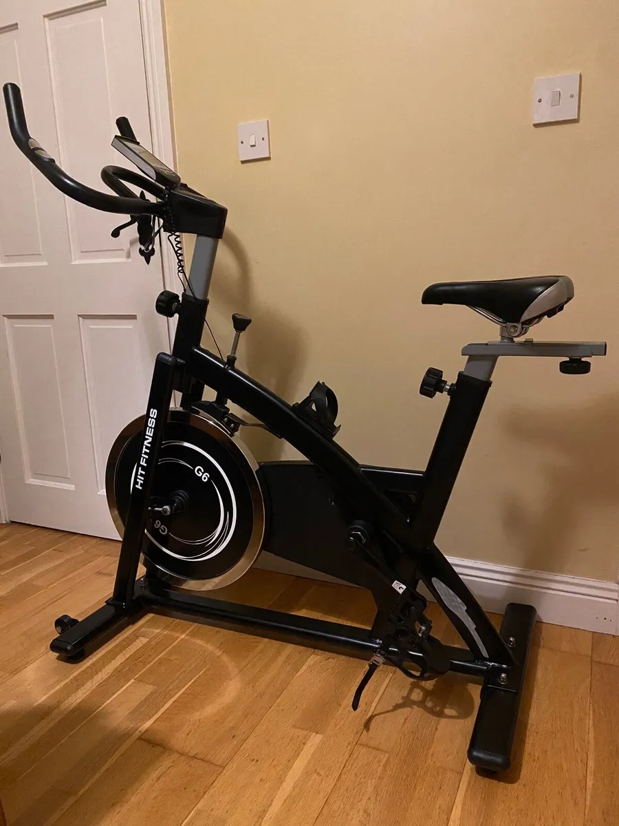 HIT FITNESS exercise bike - Image 2