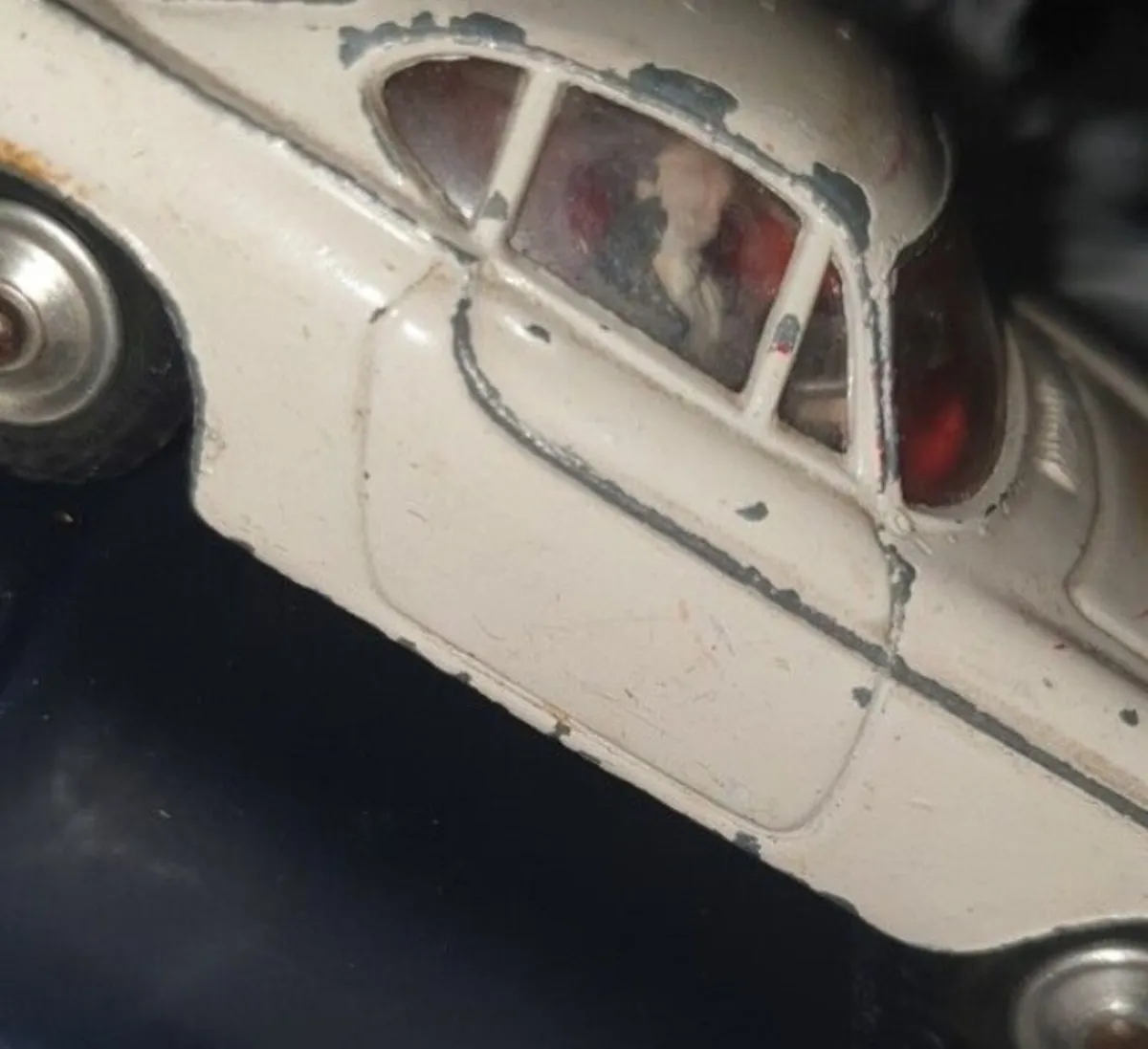 VINTAGE CORGI TOYS 007 . VOLVO P.1800 - Image 2